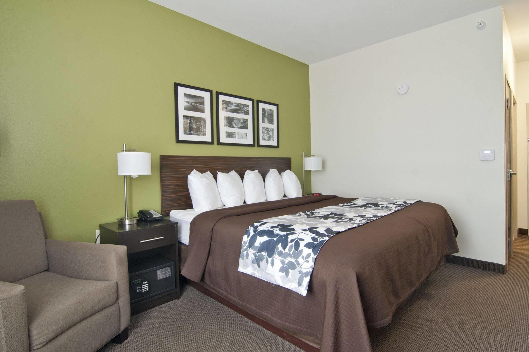 Sleep Inn & Suites Marshall Exterior photo